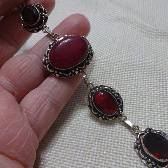 Beautiful "RUBY QUARTZ & GARNET" Handmade Sterling Bracelet Size 8" #531B - Picture 3 of 3